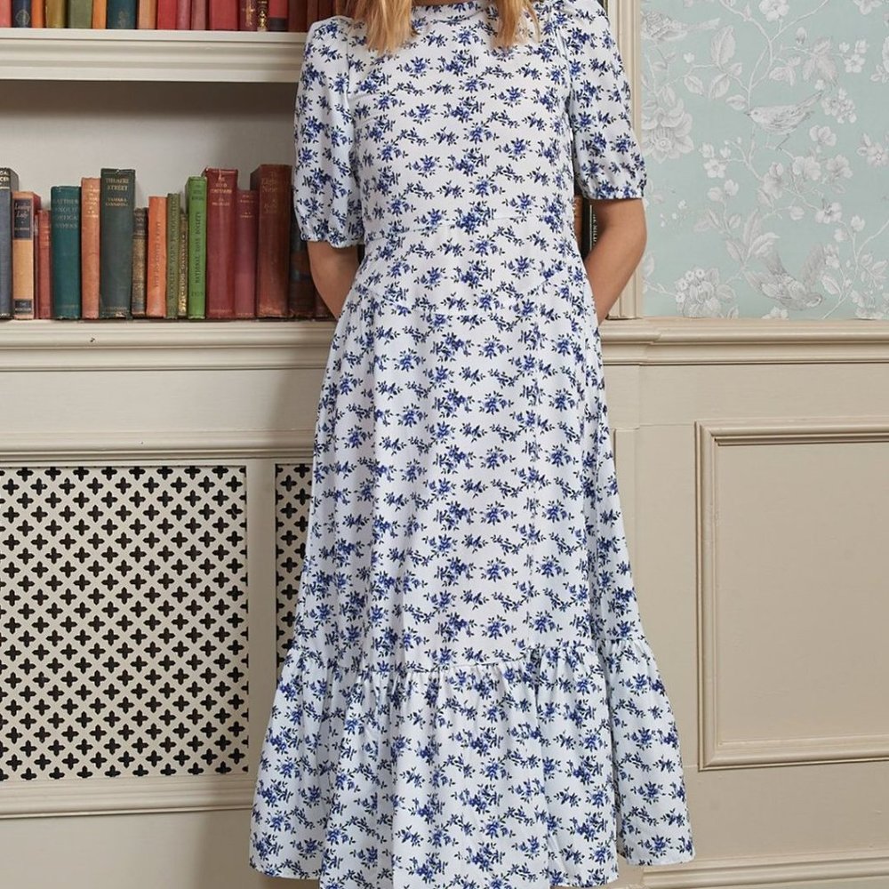 Wisteria Tie Back Midi Dress - Size M